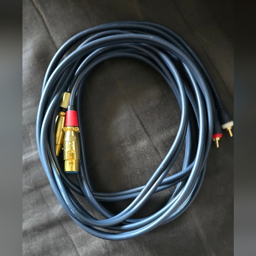 High-Quality Audio Cable with Gold Connectors RCA TO XLR (FEMALE) 12 Feet